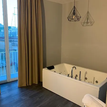 La Terrazza Di Parthenope 3* Νάπολη